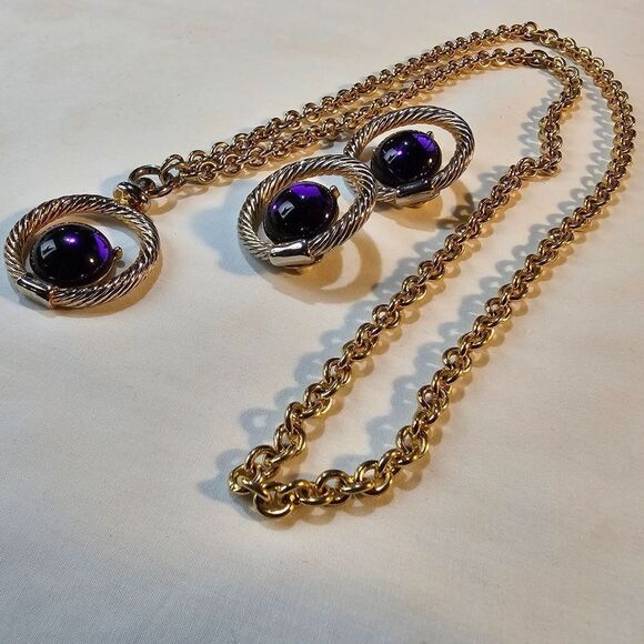 Park Lane Jewelry - Vintage Park Lane Gold Tone Statement Necklace/Purple Lucite Cabochon Earrings